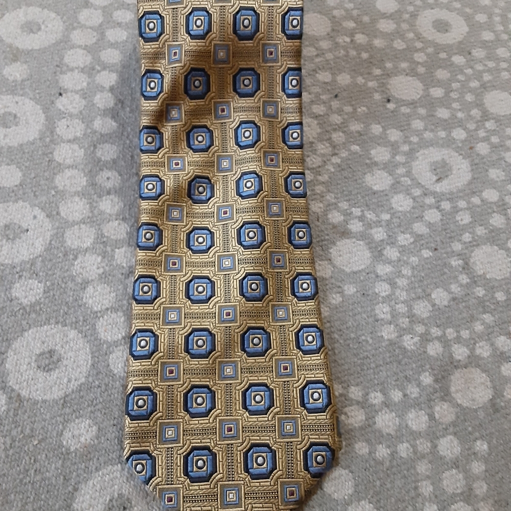 Men's tie
